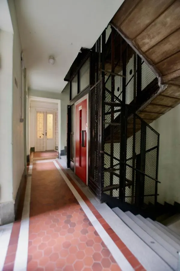 Standard Apartment By Hi5 - Dessewffy 2 Bedroom Budapest 0*,