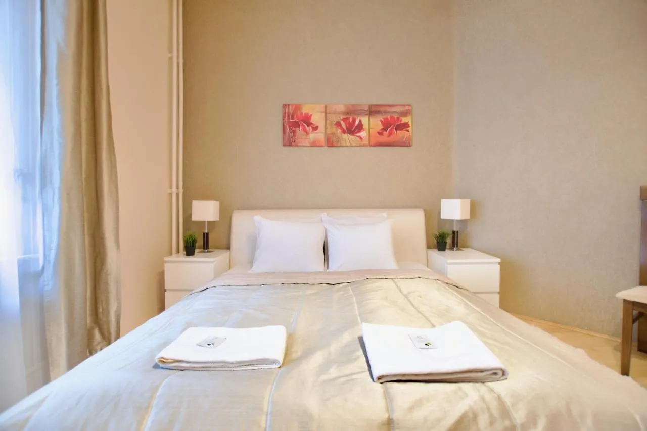 Standard Apartment By Hi5 - Dessewffy 2 Bedroom Budapest