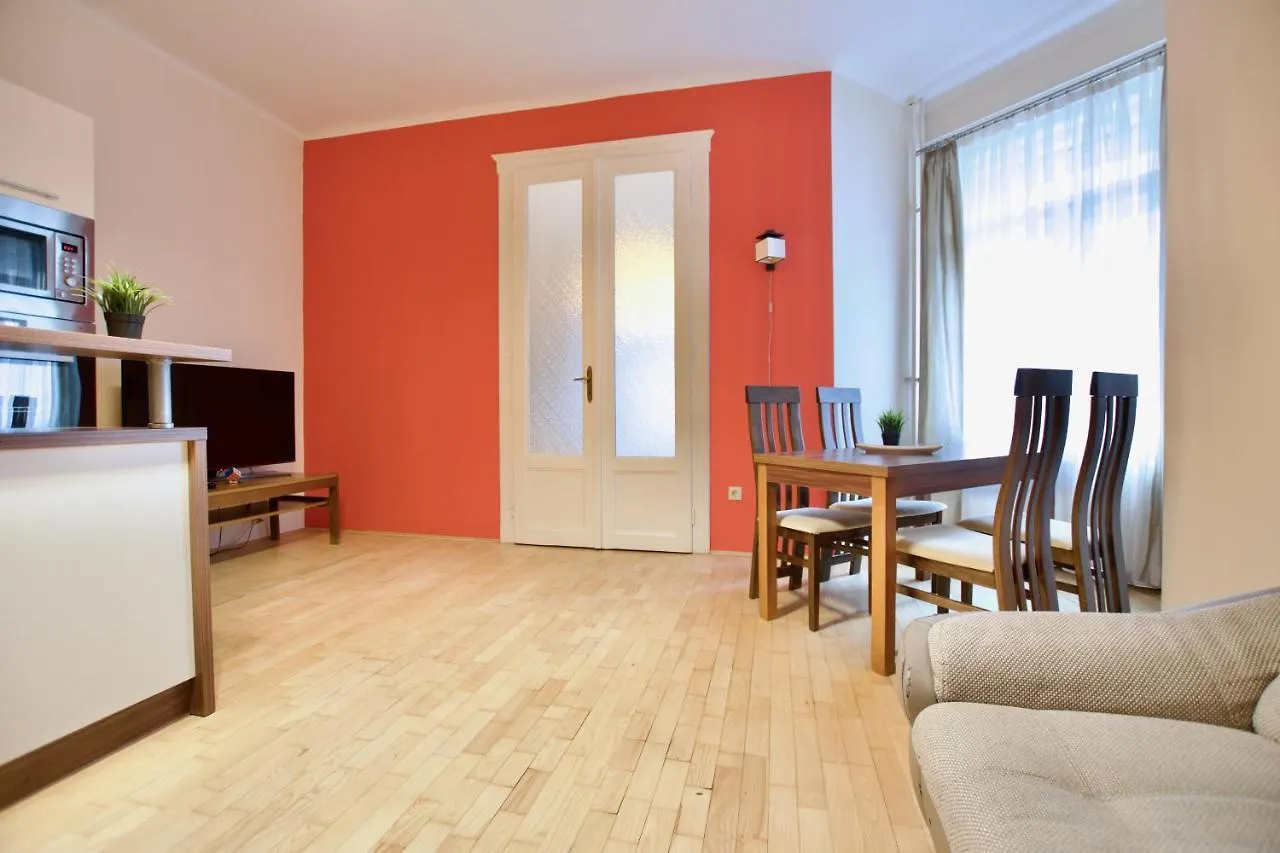 Standard Apartment By Hi5 - Dessewffy 2 Bedroom Budapest